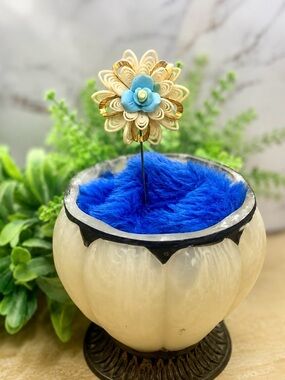 Plastic Petals Blue Porcelain Rose Center Gold Accent 4.5” Hatpin
